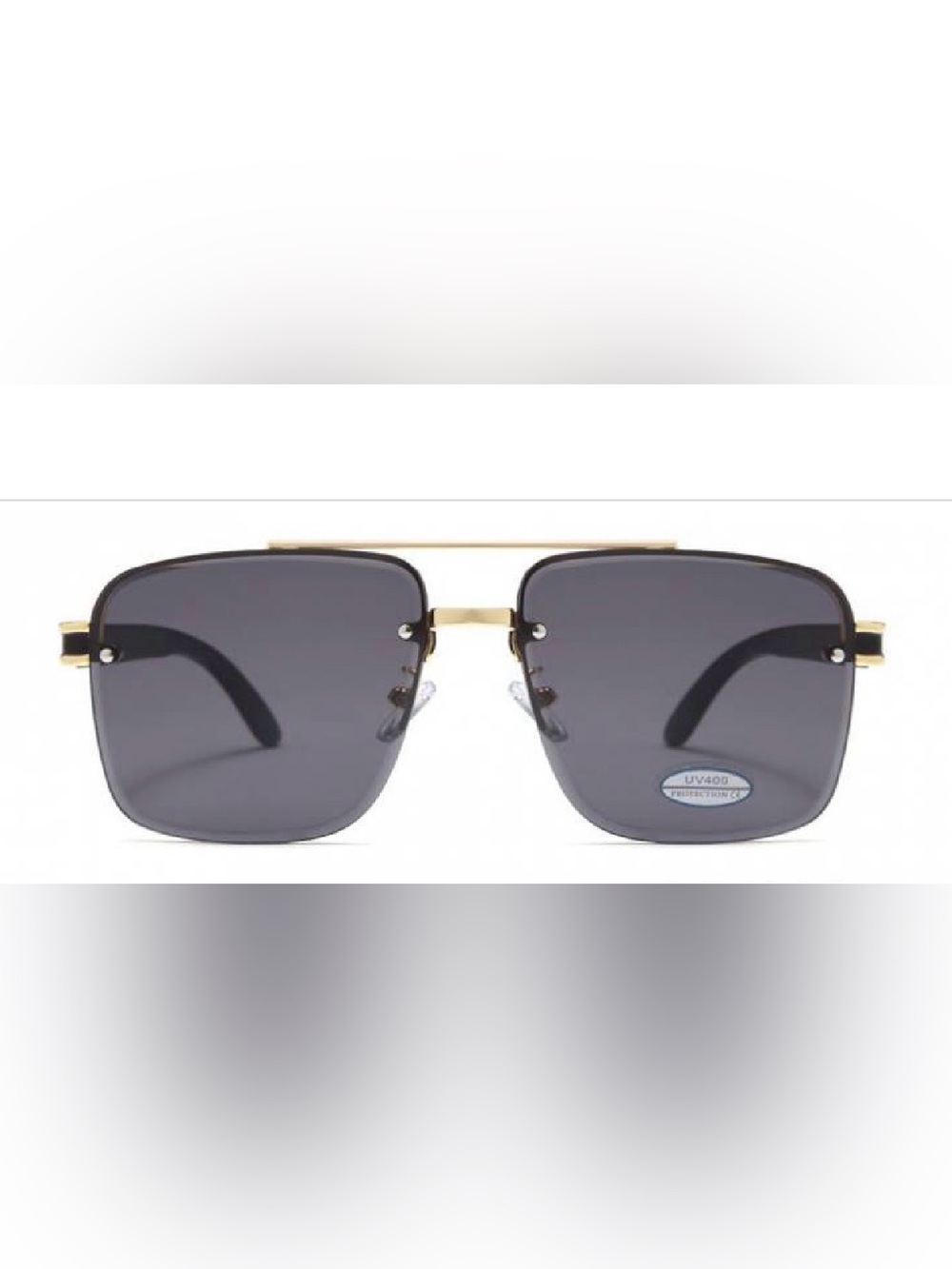 Aviator style sunglasses